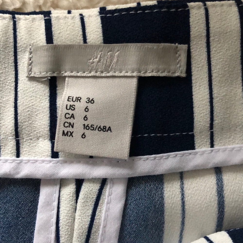 H&M - Picture 3 of 4
